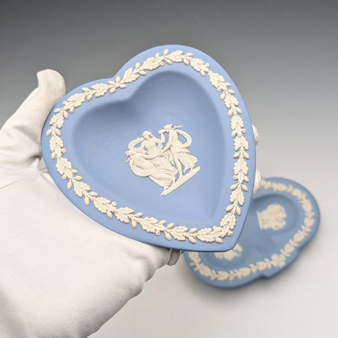 Vintage British Wedgwood Jasperware dish pair in pale blue